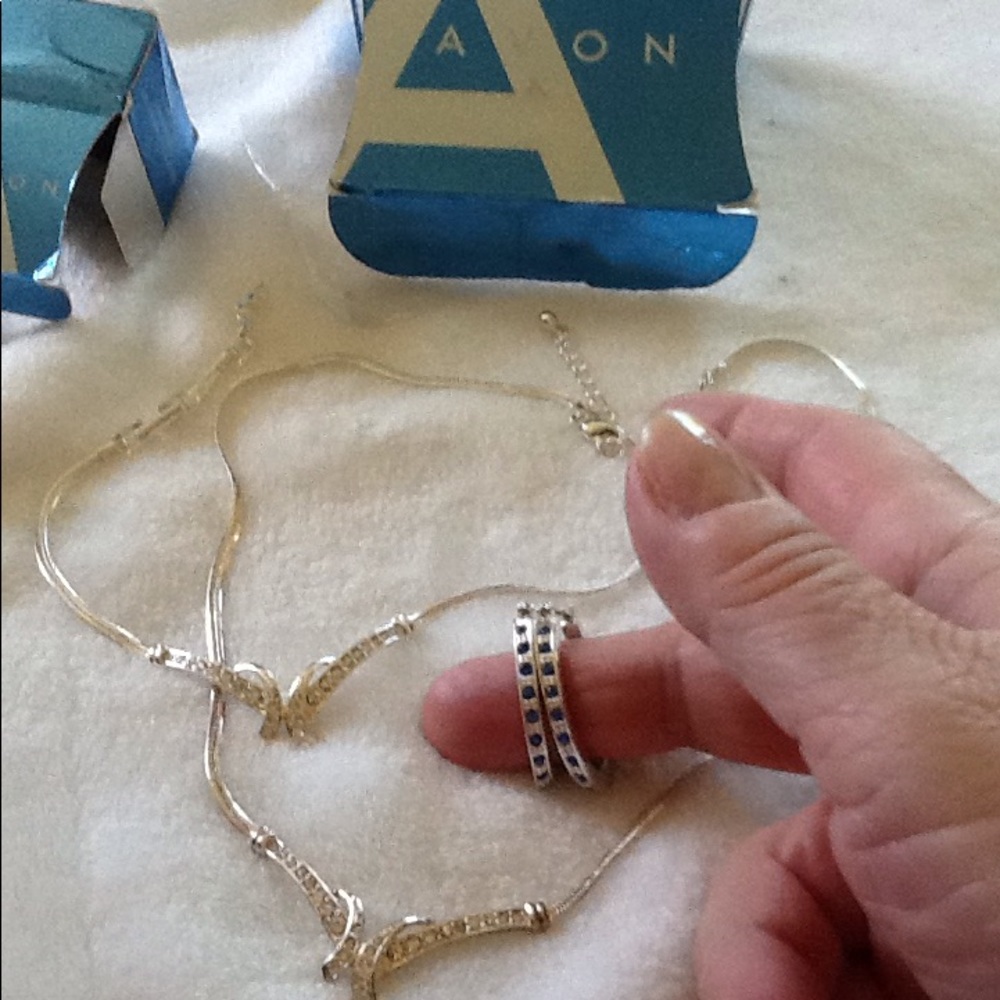 Avon lot 3pcs